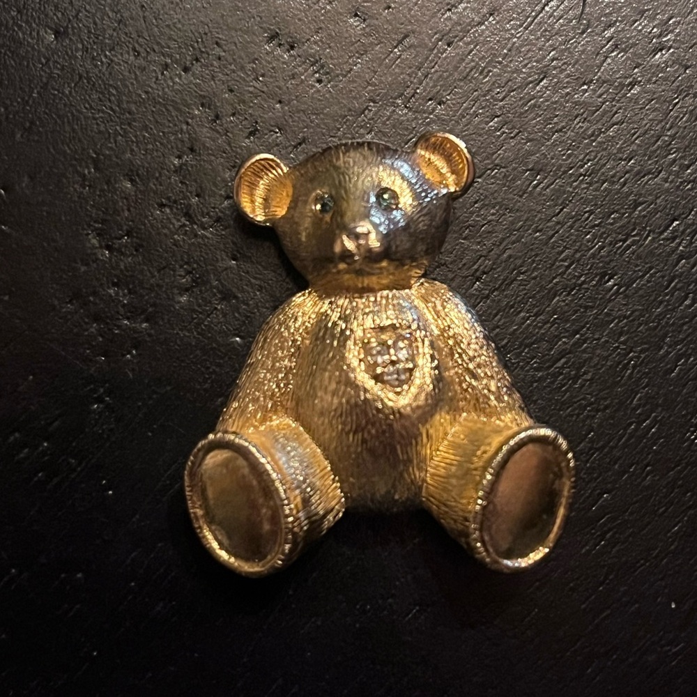 Vintage 1980s Gold Teddy Bear Brooch with Rhinestone Heart Lady Remington